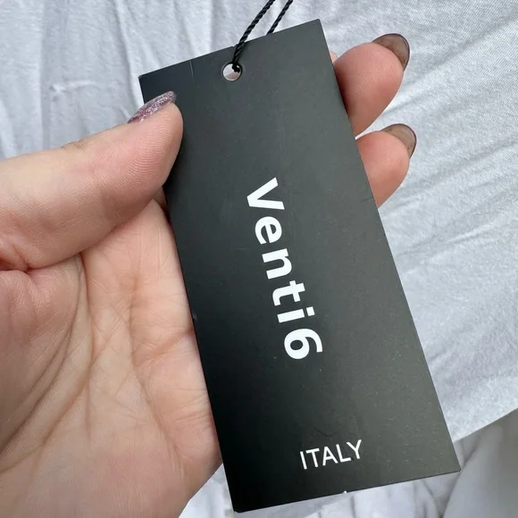 Venti6 simple‎ white tank top size large - Picture 3 of 6